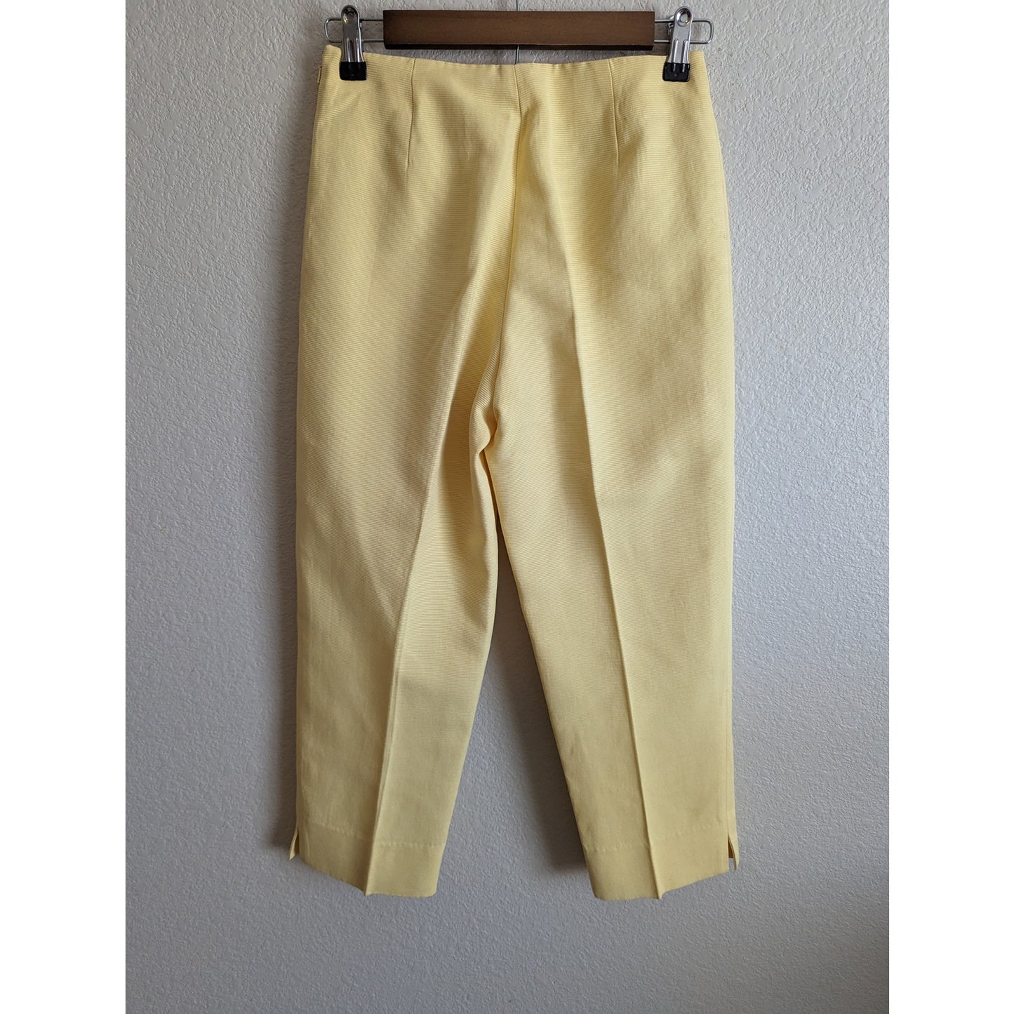 Vintage Andre Oliver Womens Sz 2 Cropped Straight Leg Pants Butter Yellow Ribbed