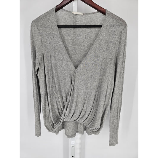 Lush Womens Sz L Draped Front Long Sleeve Blouse Light Gray V Neck