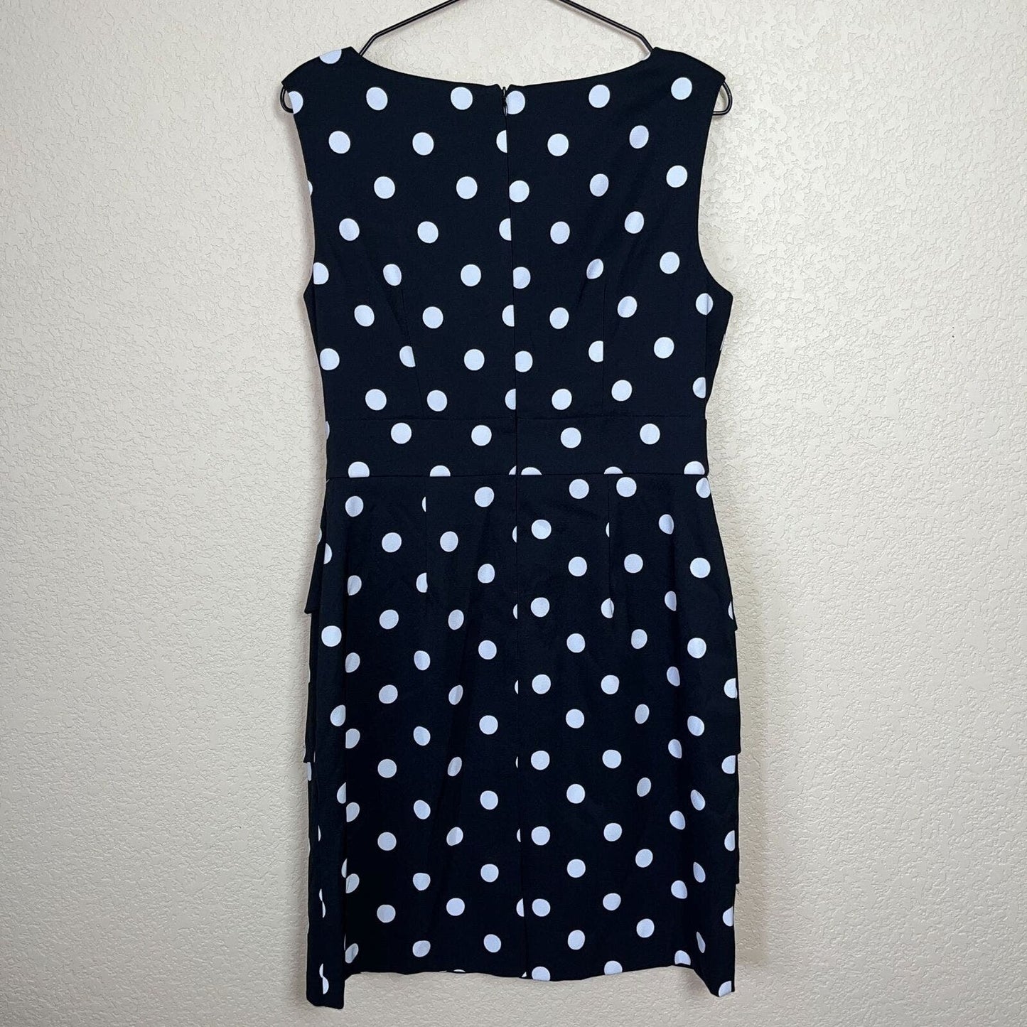 Connected Womens Sz 10 Sleeveless Black White Polka Dot Career Dress