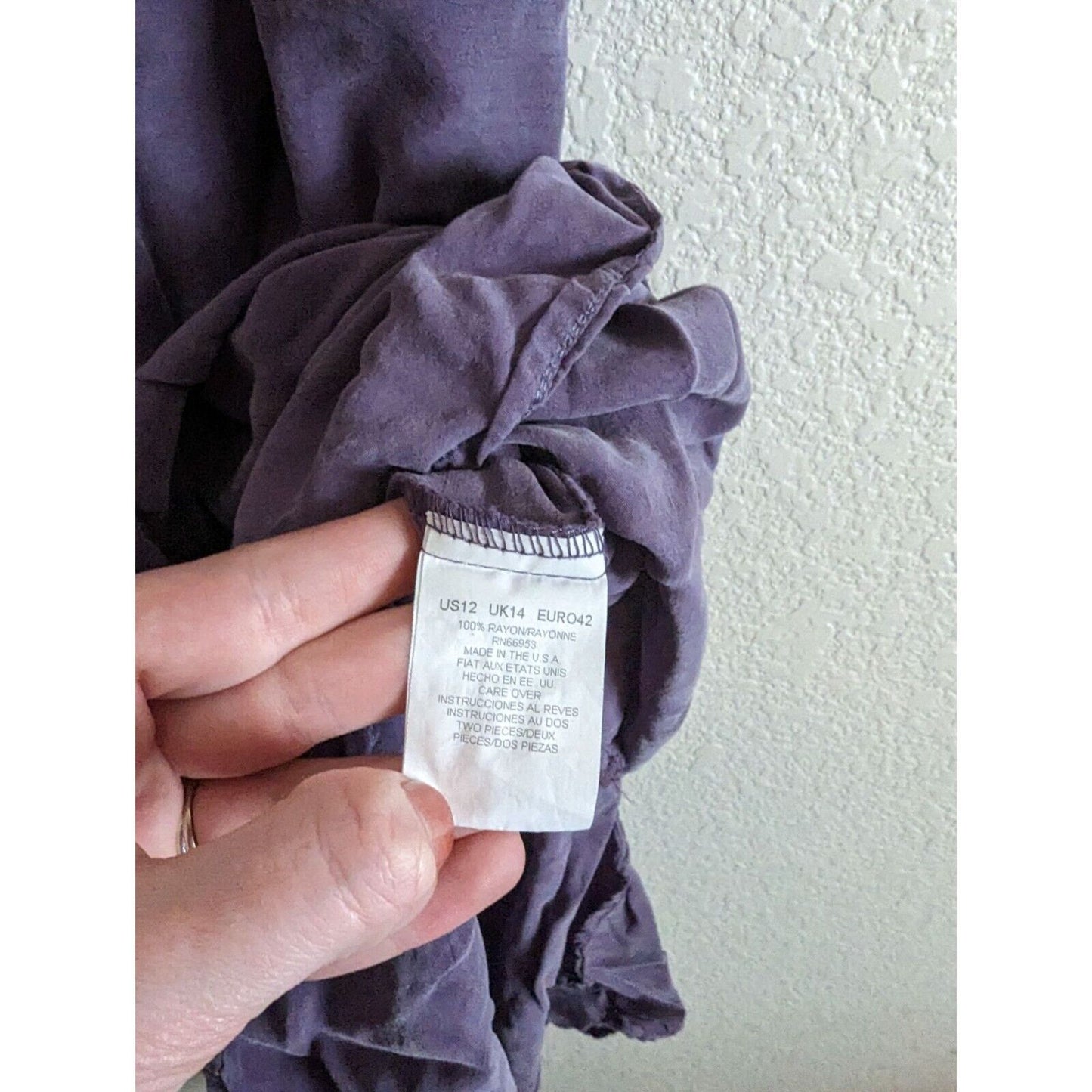 Liz Claiborne Womens Sz 12 100% Rayon Midi Dress Purple Sleeveless