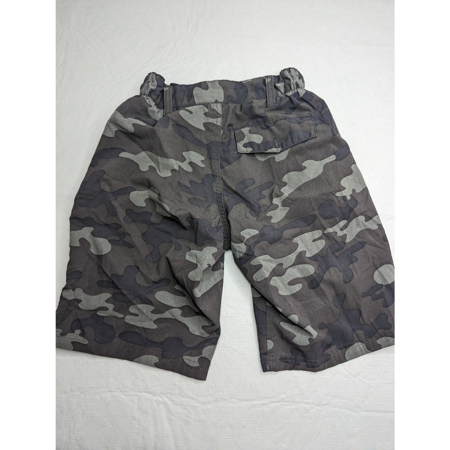 Trunks Brand Boys Sz M Multi-Functional Shorts Camo Print Adjustable Waist