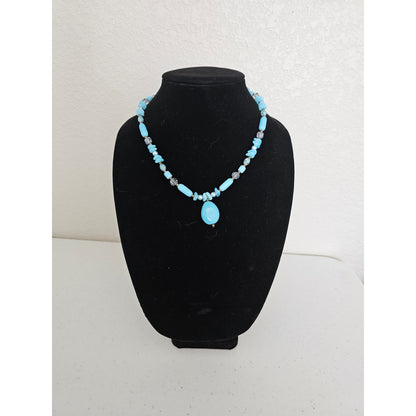 Vintage Robins Egg Blue Single Strand Pendant Glass Beaded Necklace