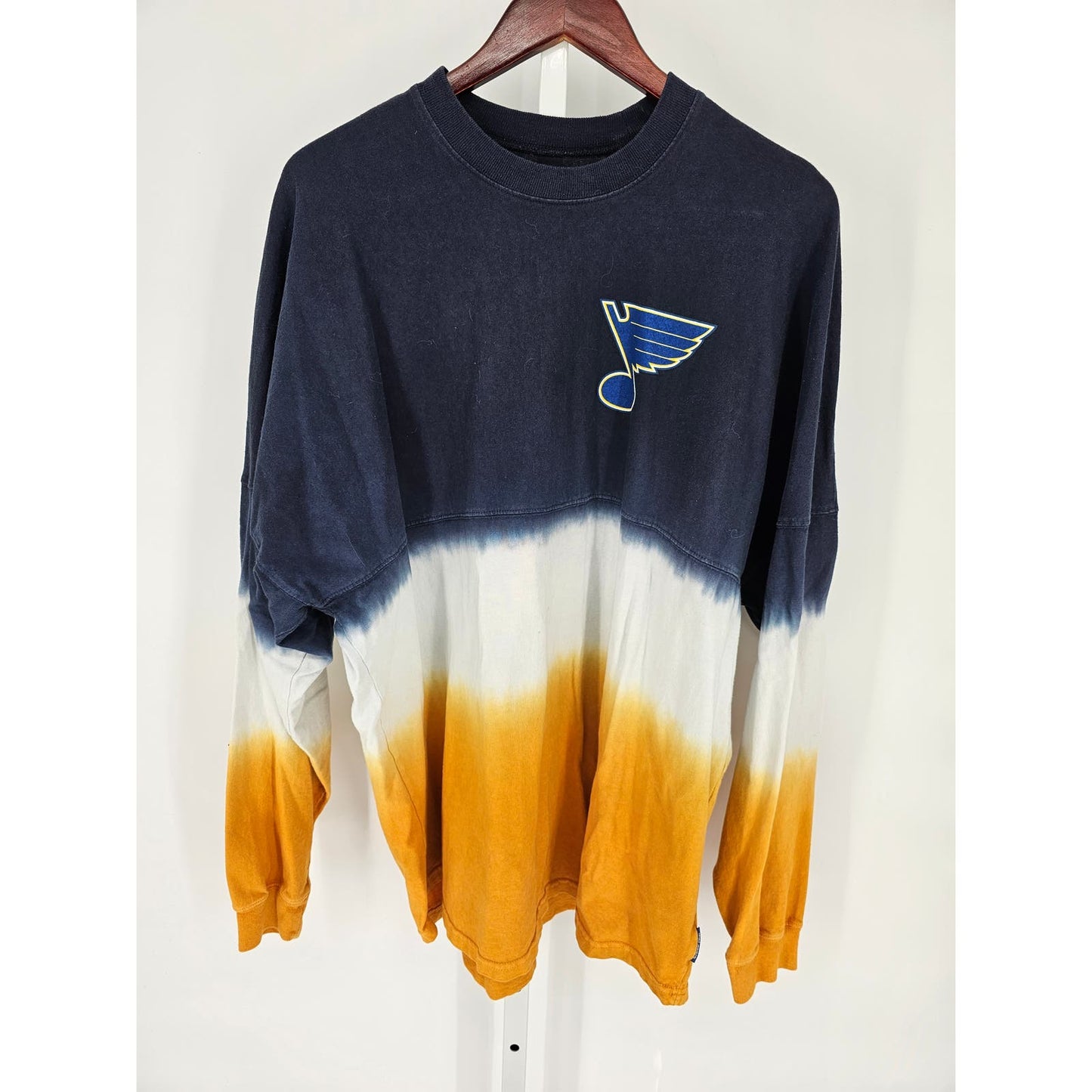 NHL St Louis Blues Womens Sz XL Ombre Spirit Jersey Log Sleeve Oversized T Shirt