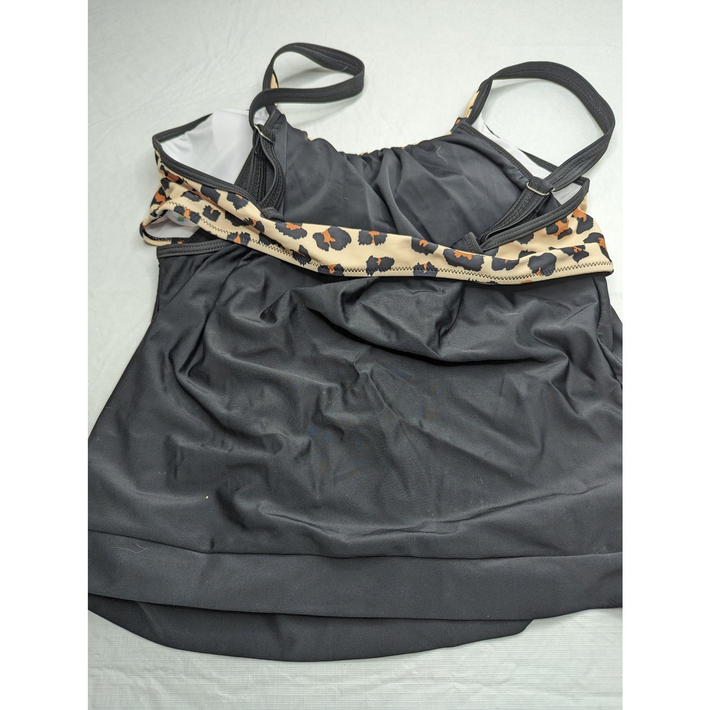 Beachsissi Womens Sz XL Tankini Swimsuit Top Black and Leopard Print