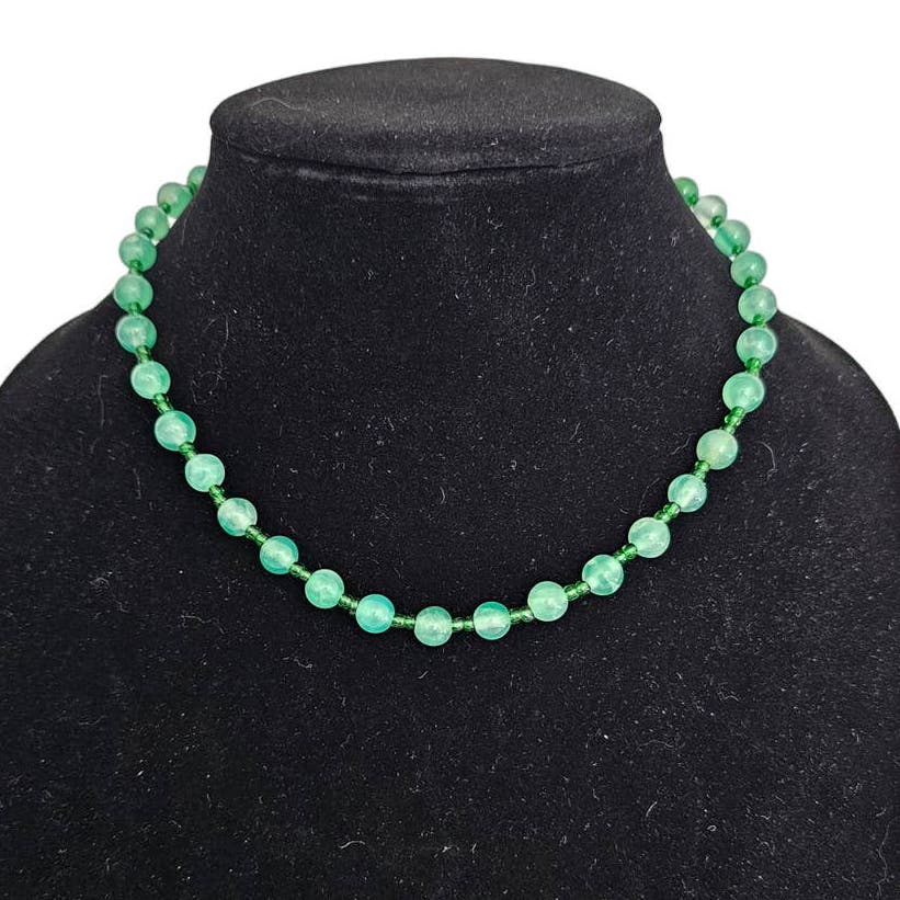 Vintage Single Strand Glass Beaded Necklace Green Round Beads