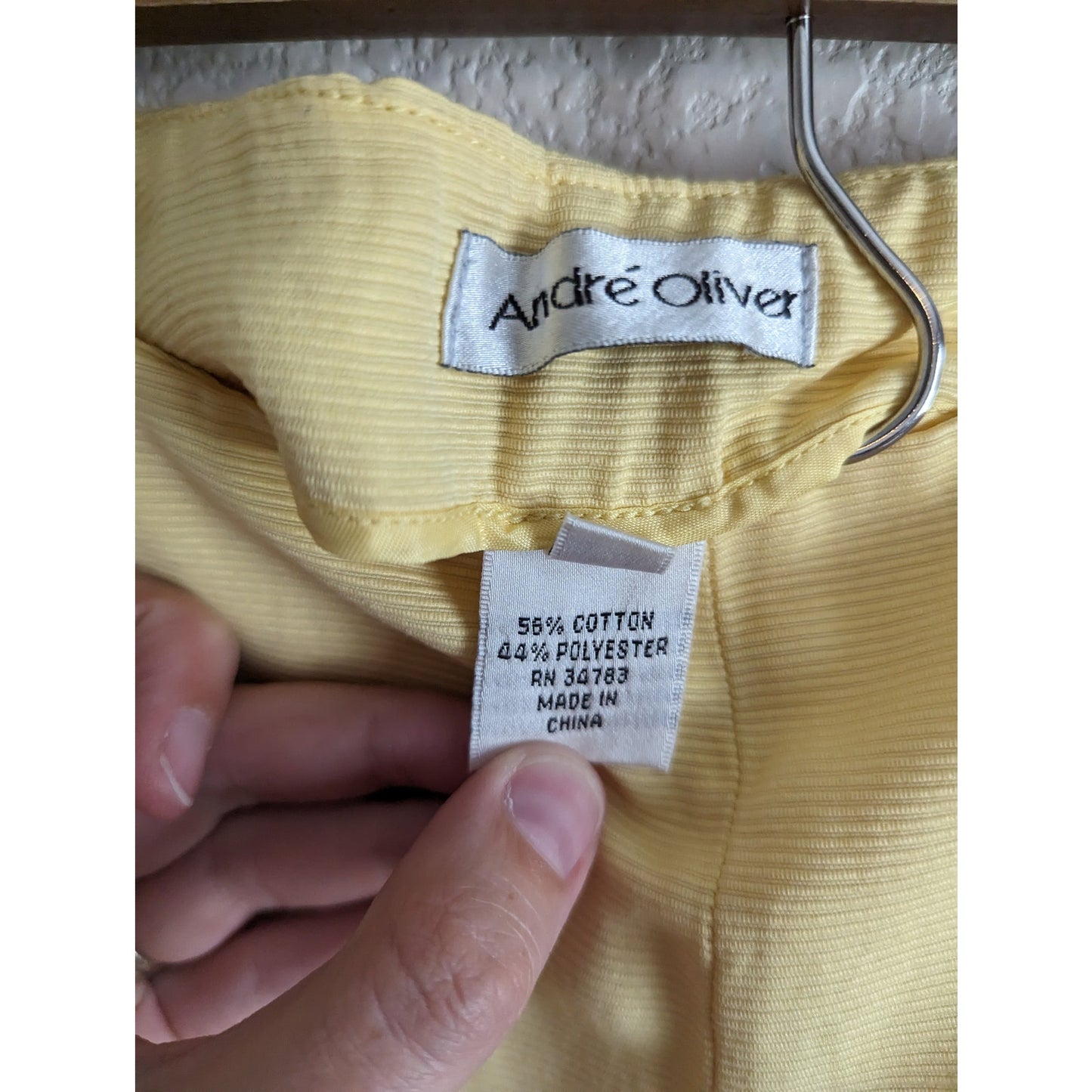 Vintage Andre Oliver Womens Sz 2 Cropped Straight Leg Pants Butter Yellow Ribbed