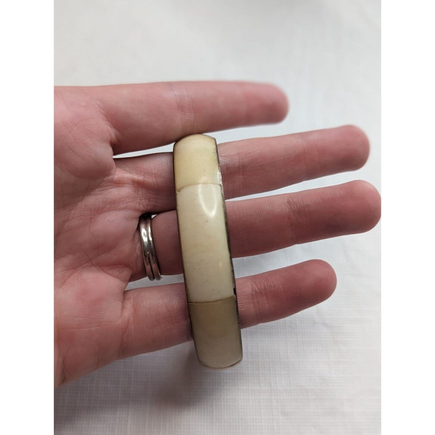 Vintage 1960s Mid Century Mother of Pearl Bangle Bracelet