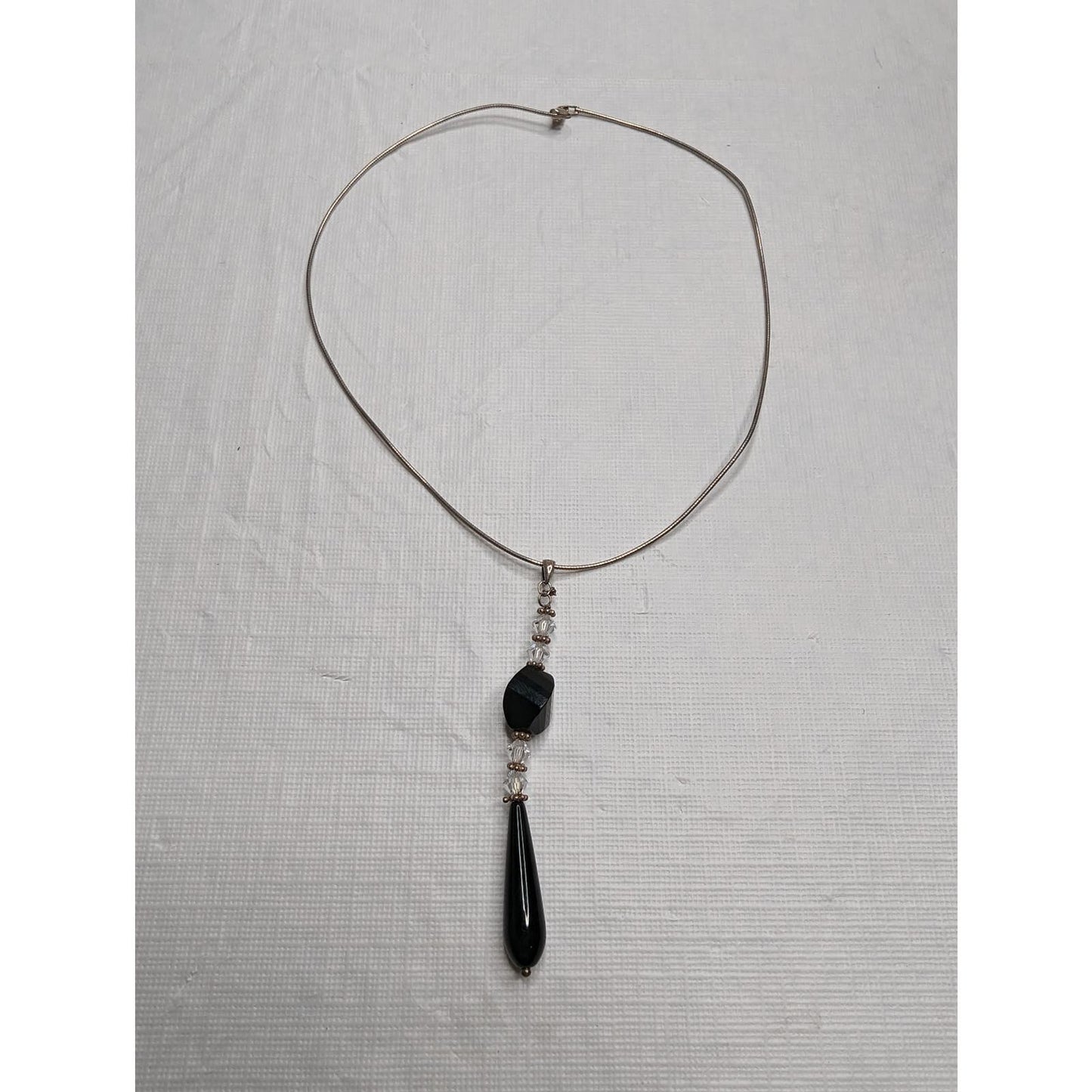 Vintage Y2K Pendant Necklace Black Beaded Teardrop Simple