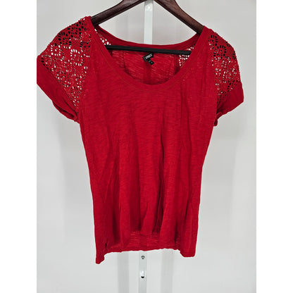 Express Womens Sz S Short Sleeve T Shirt Solid Red Crochet Shoulders