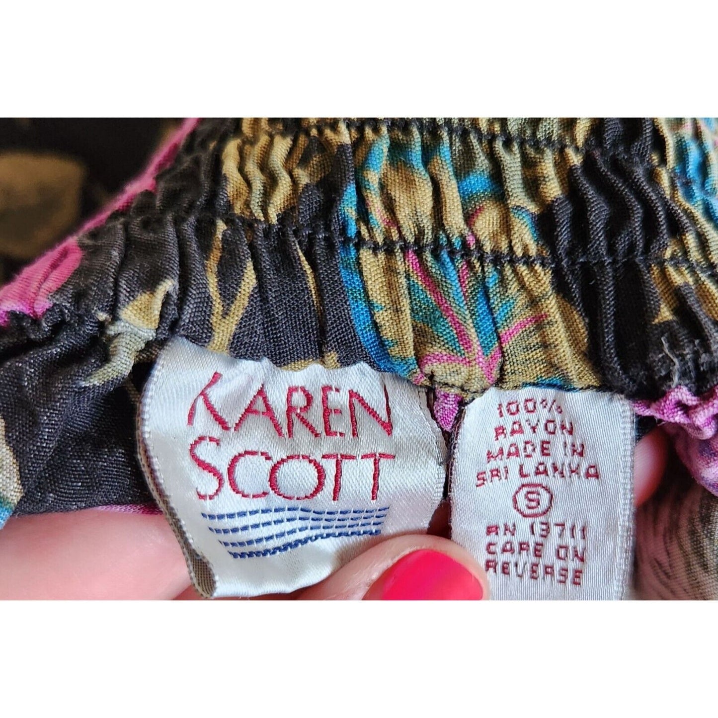 Vintage 1990s Karen Scott Womens Sz S Midi Length Skirt Black Pink Gold Floral