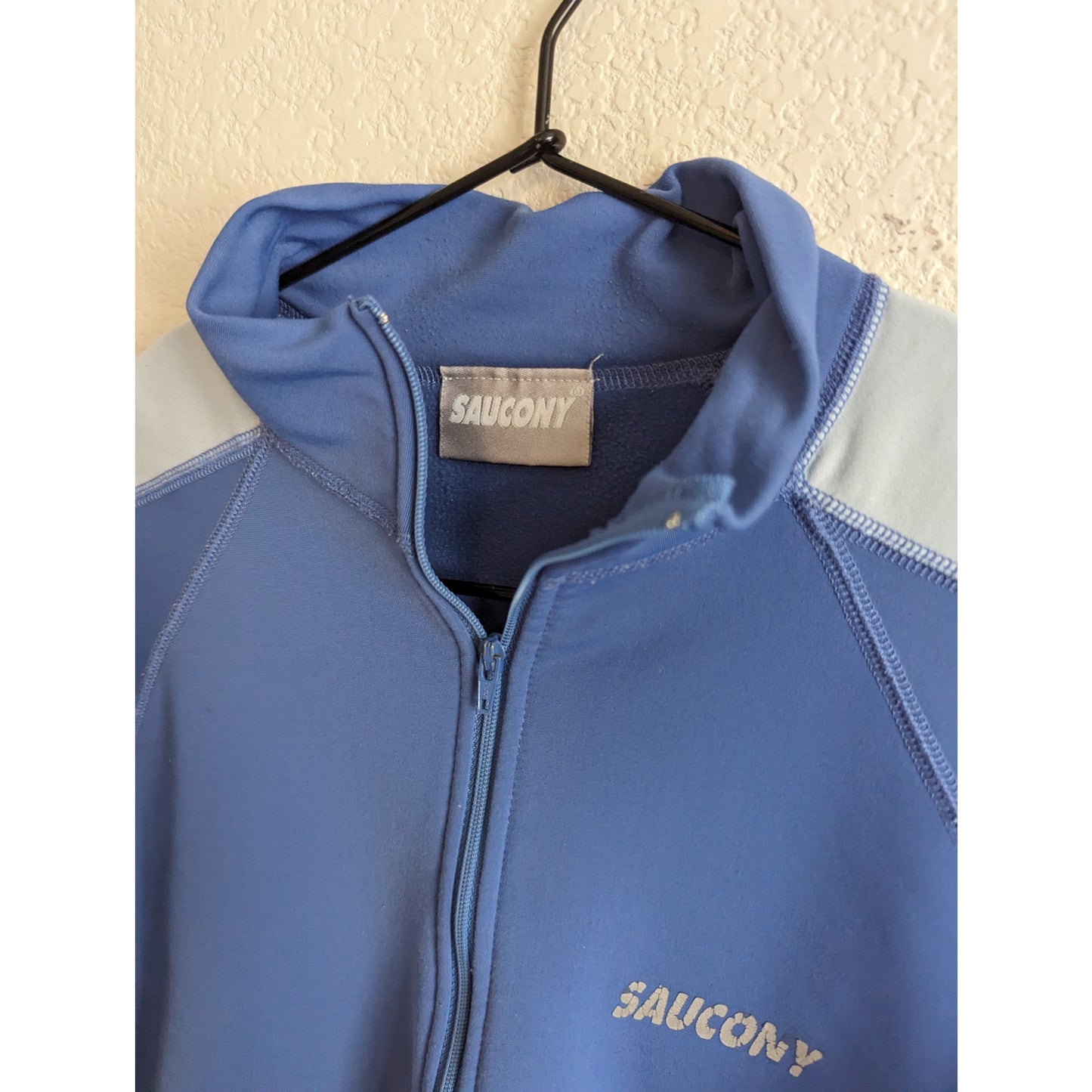 Saucony Womens Sz S 1/4 Zip Cycling Jacket Periwinkle Purple