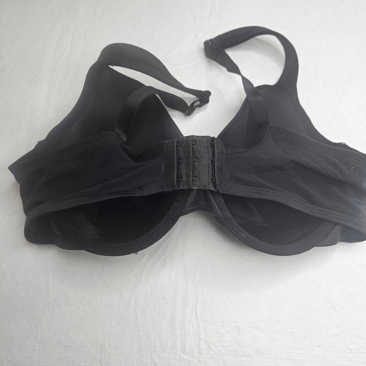 Cacique Womens Sz 42C Lightly Padded Classic T Shirt Bra Solid Black