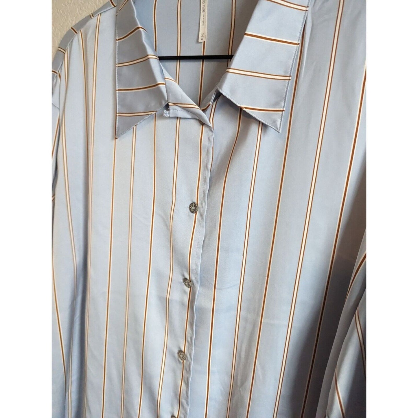 Hello Nite LA Womens Sz M Button Down Blouse Satin Blue Brown Striped