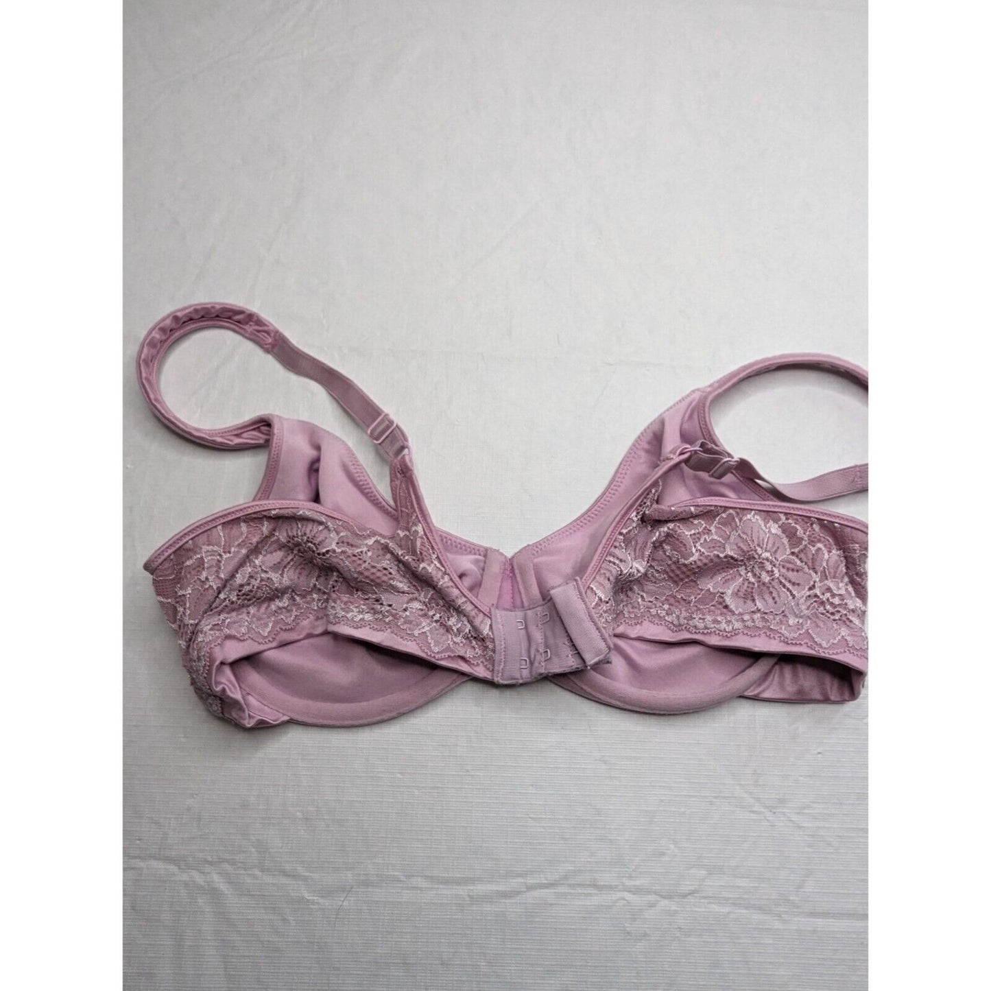 Vintage 1990s Bali Sz 36C Light Purple Mauve Satin Unlined Bra