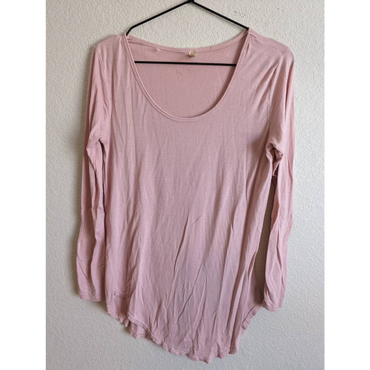 Love & Charm Womens Sz M Long Sleeve T Shirt Blush Pink