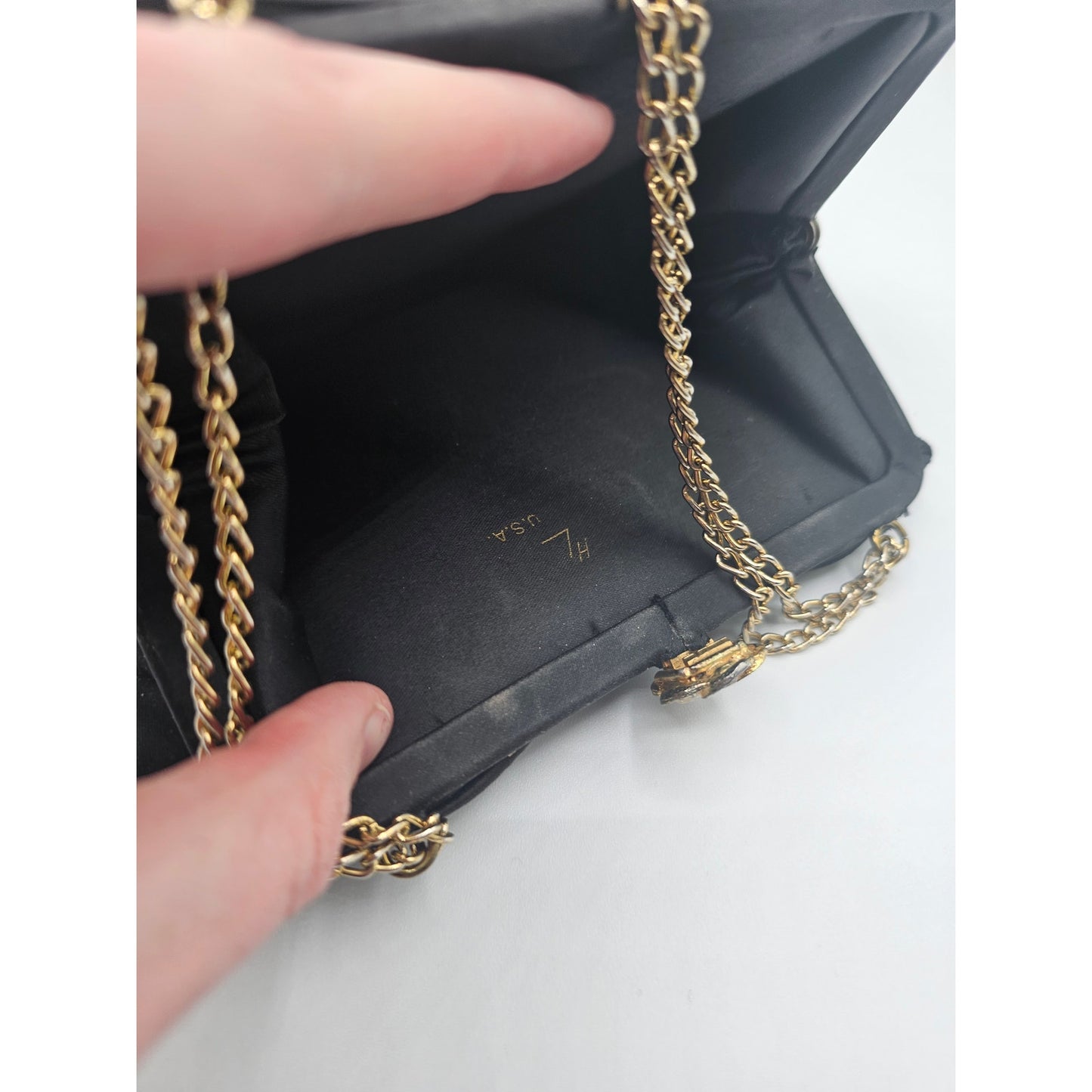 Vintage 1960s HL USA Womens Clamshell Clutch Formal Purse Black Gold Chain