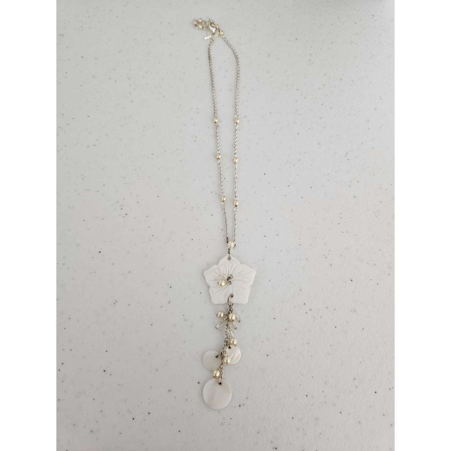 Vintage Y2K Avon Necklace White Plastic Flower Pendant Silver Chain