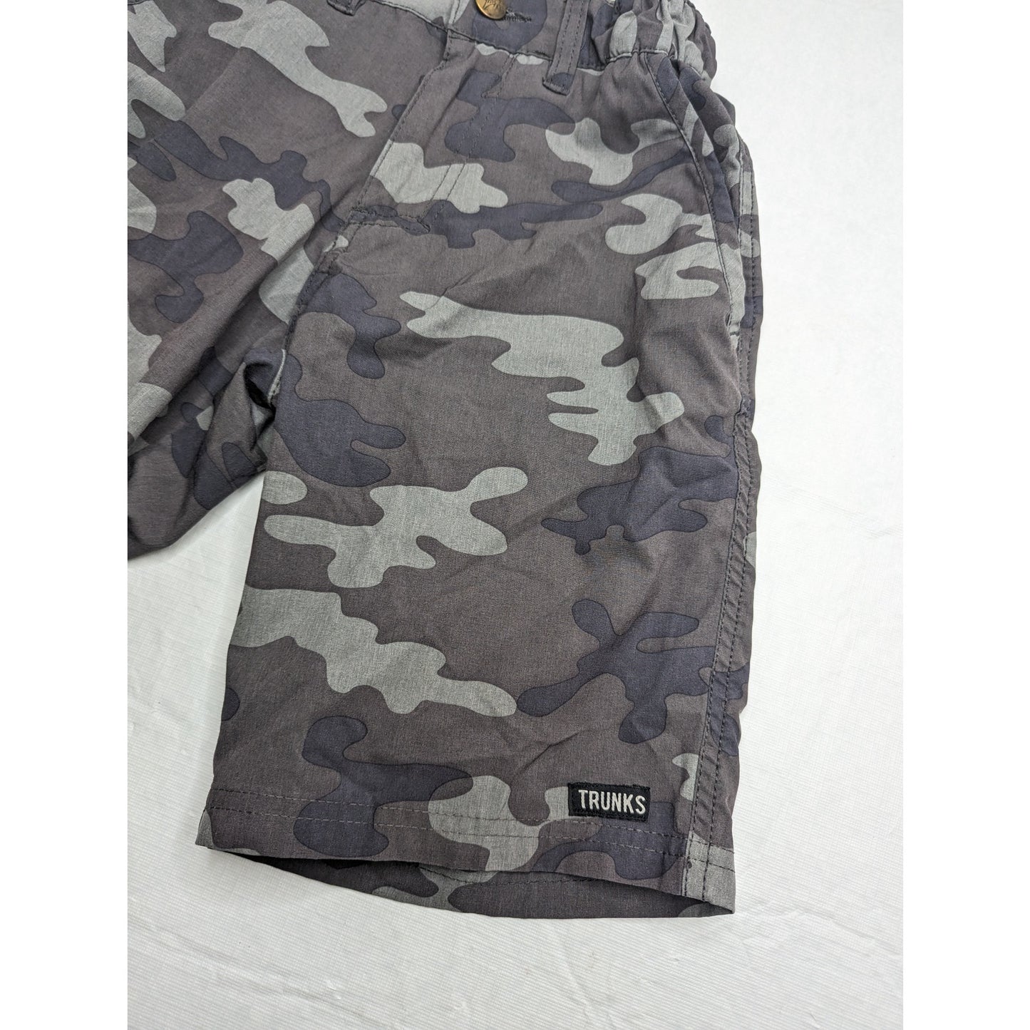 Trunks Brand Boys Sz M Multi-Functional Shorts Camo Print Adjustable Waist
