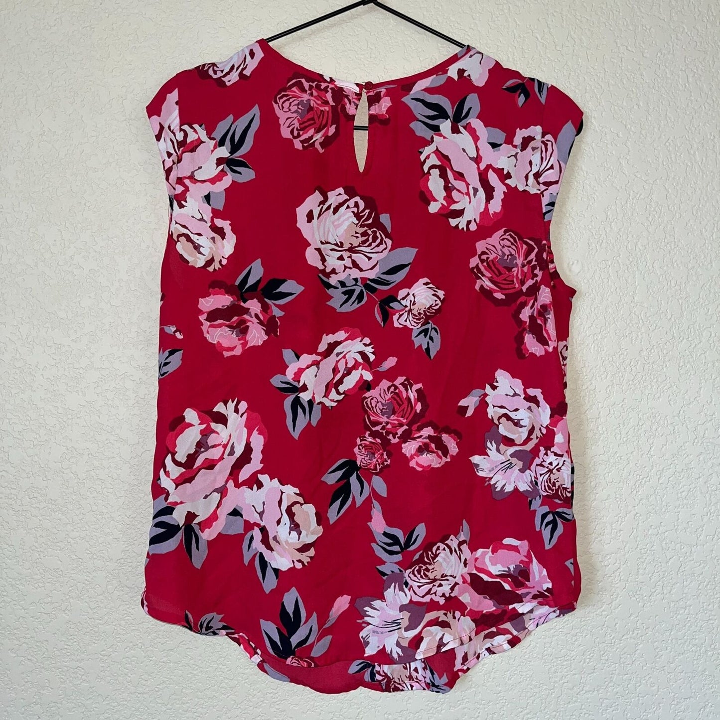 Candies Womens Sz M Floral Sleeveless Blouse Red Pink Button Down