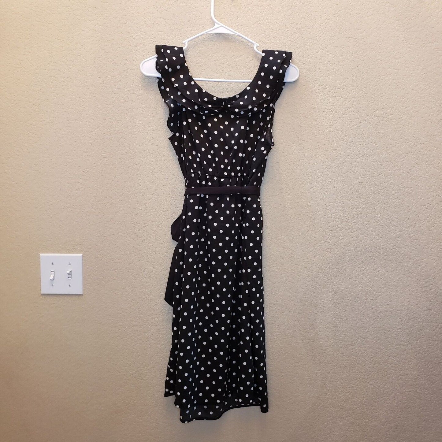 Oh Baby Motherhood Maternity M Knee Length Black and White Polka Dot Dress