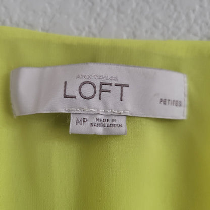 Ann Taylor Loft Womens Sz MP Petite Sleeveless Blouse Neon Yellow Green