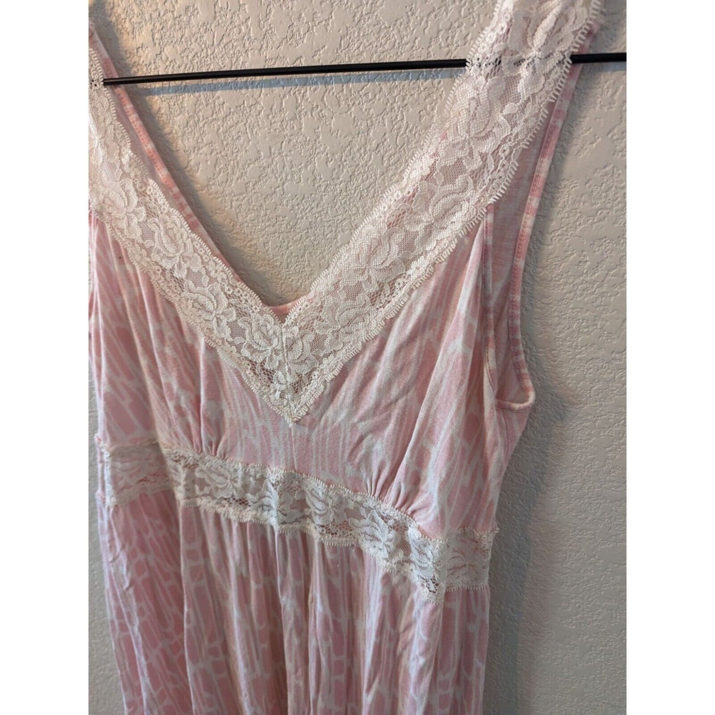 Tart Intimates Womens Sz M Nightgown Light Pink White Lace