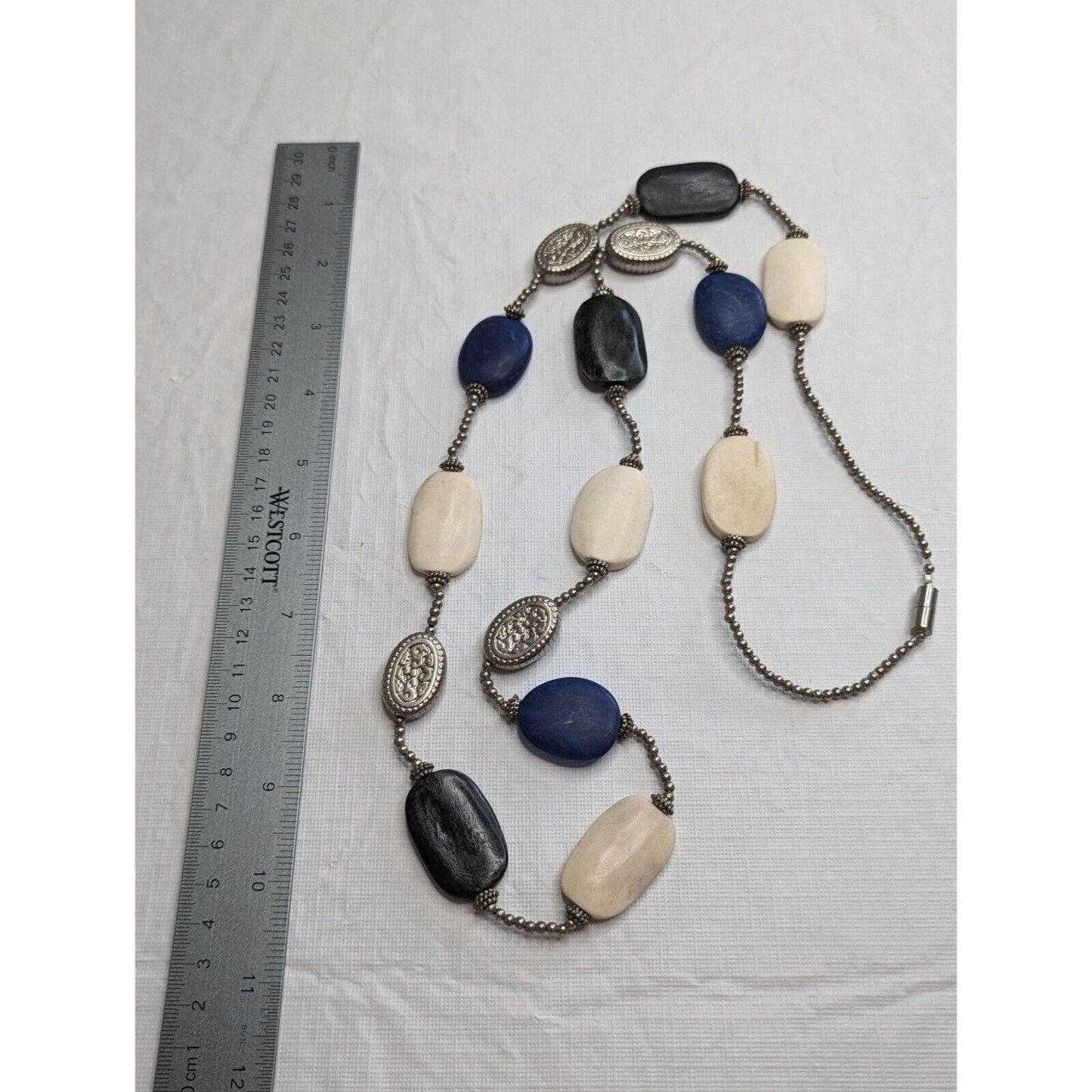 Vintage 1990s Womens Chunky Beaded Necklace Blue and Ivory Stones