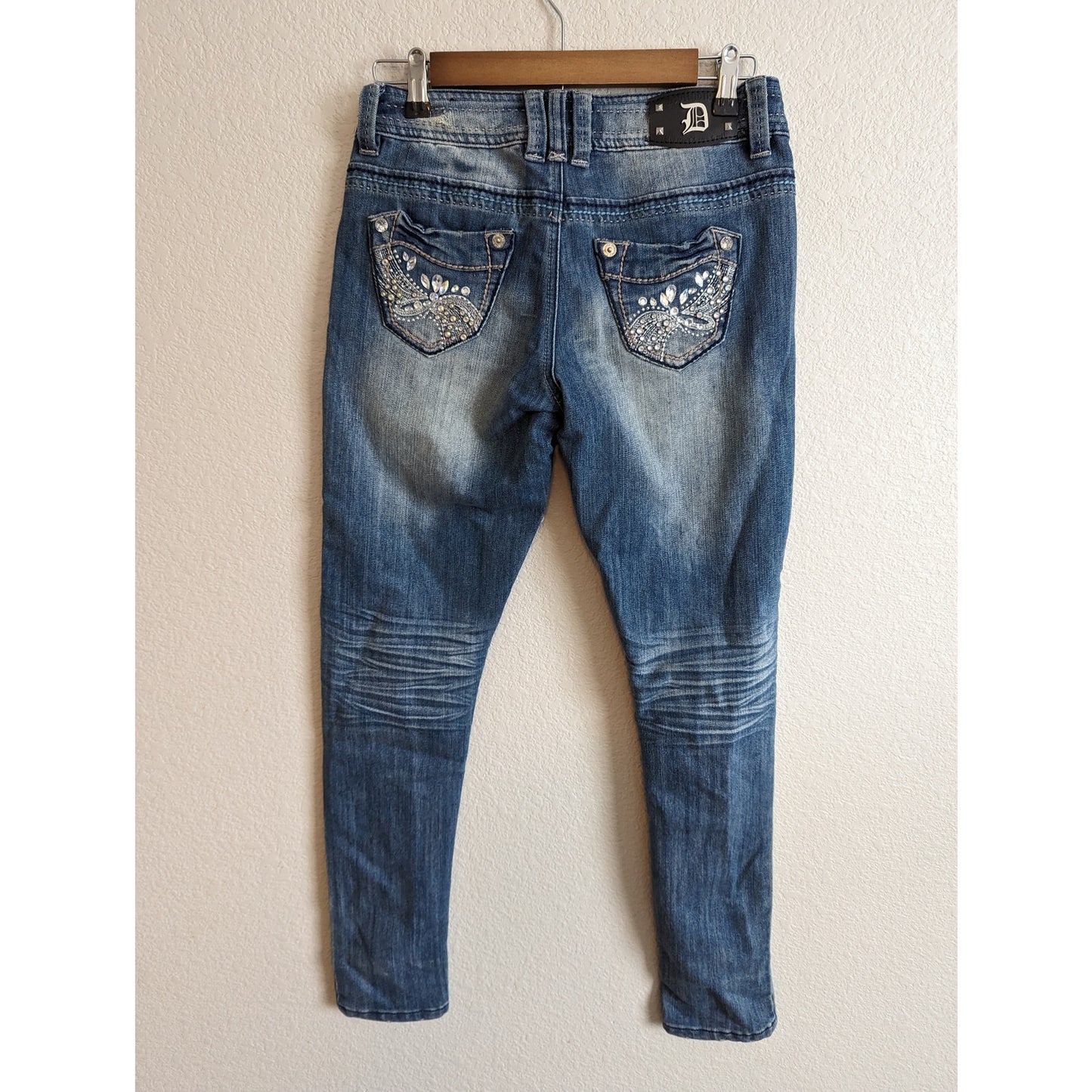 Dollhouse Juniors Sz 5 Skinny Jeans Light Wash Distressed NEW