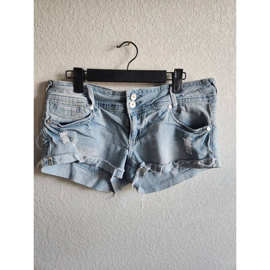 Almost Famous Juniors Sz 9 Distressed Light Wash Denim Jean Shorts