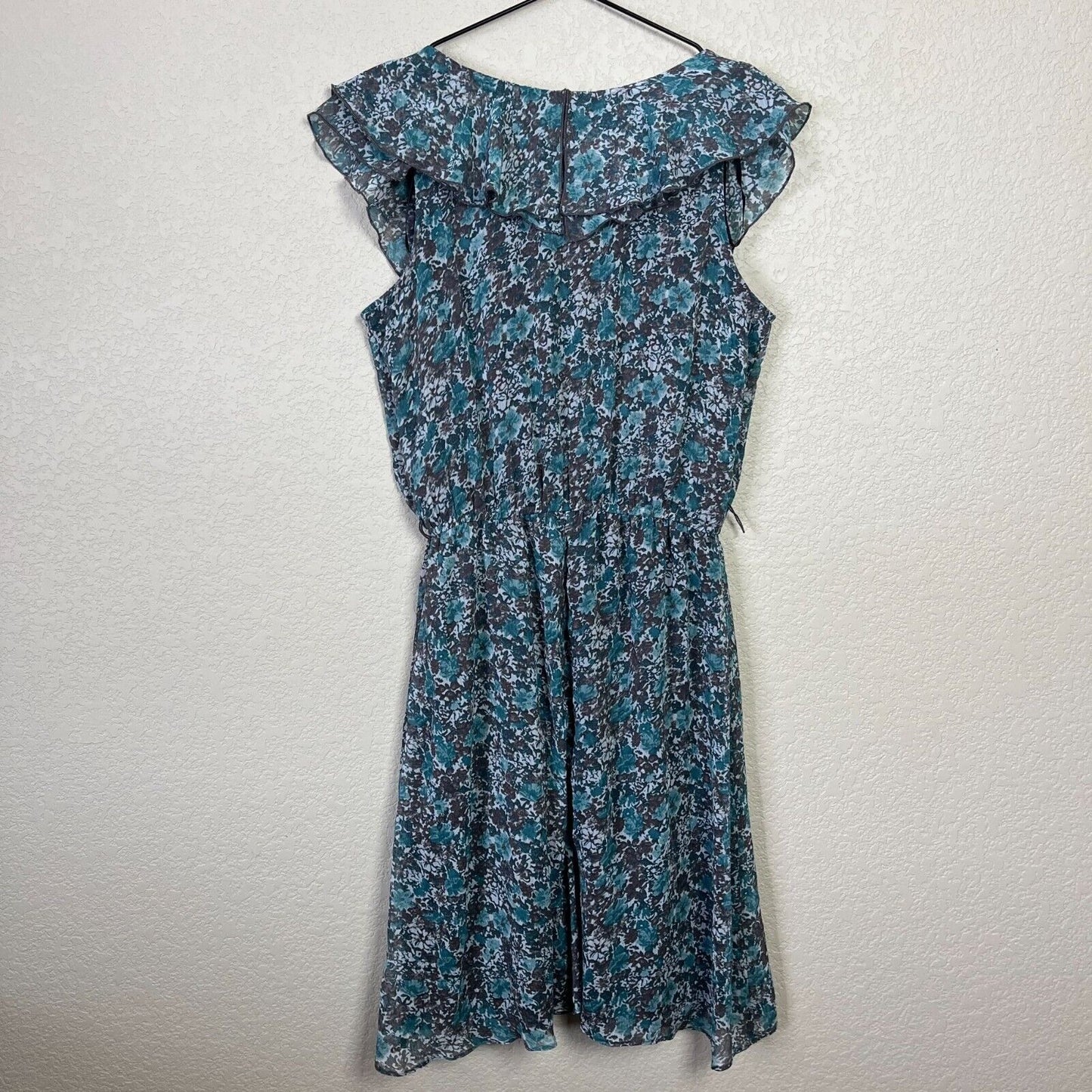 MSK Womens Sz 8 Gray and Blue Ruffled Midi Dress V Neck