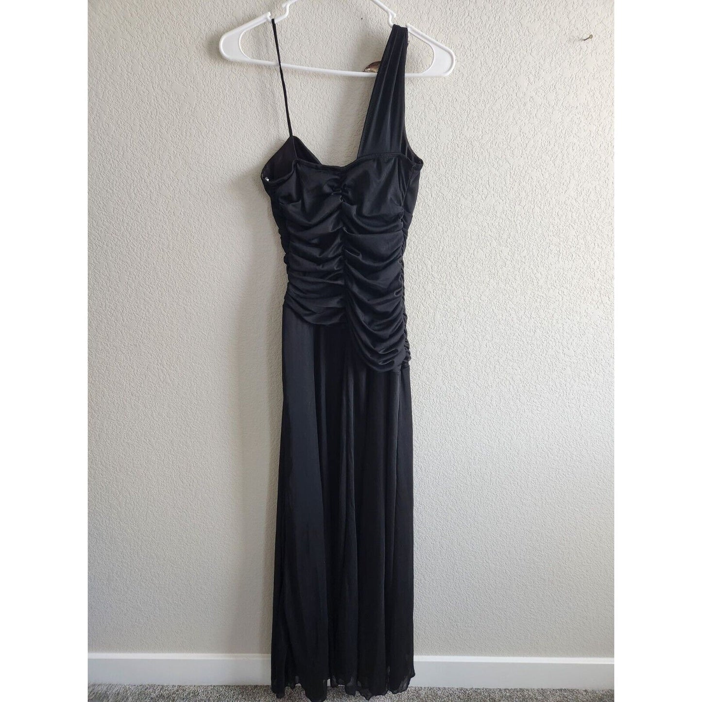 Vintage 1990s Tawny Womens Sz M Formal Maxi Dress Black One Shoulder