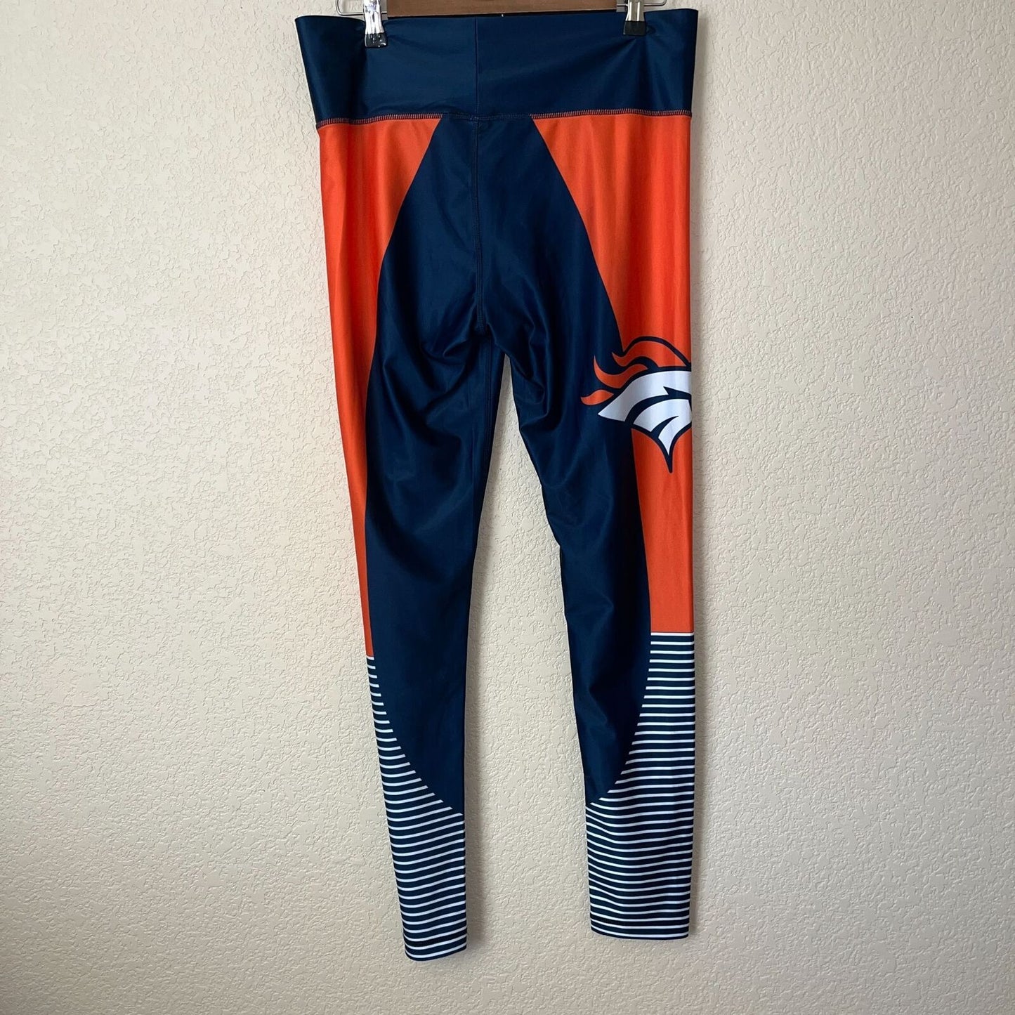 NFL Apparel Womens Sz L Denver Broncos Athletic Leggings Football