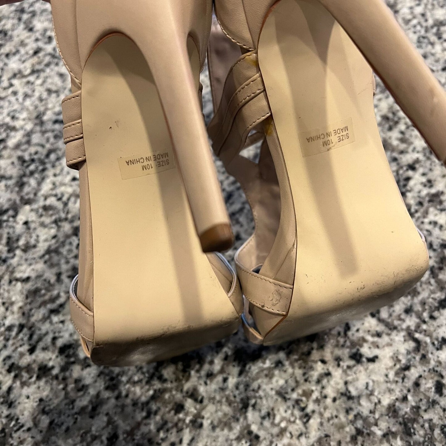 Penny Loves Kenny Womens Sz 10 High Heels Beige Strappy