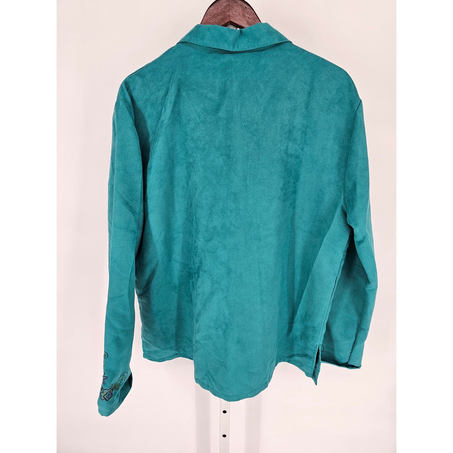 Fashion Classics Womens Sz XL Long Sleeve Button Up Top Teal Embroidered Floral