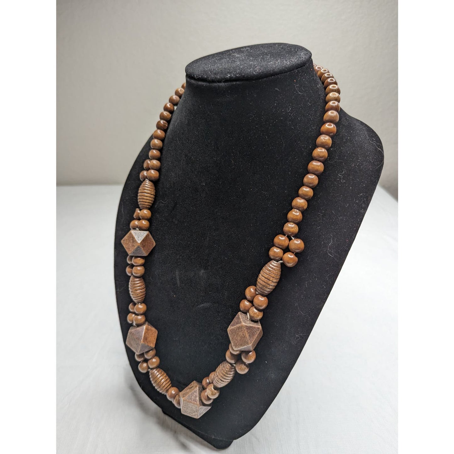 Vintage Mid Century Chunky Wooden Beaded Statement Necklace Brown