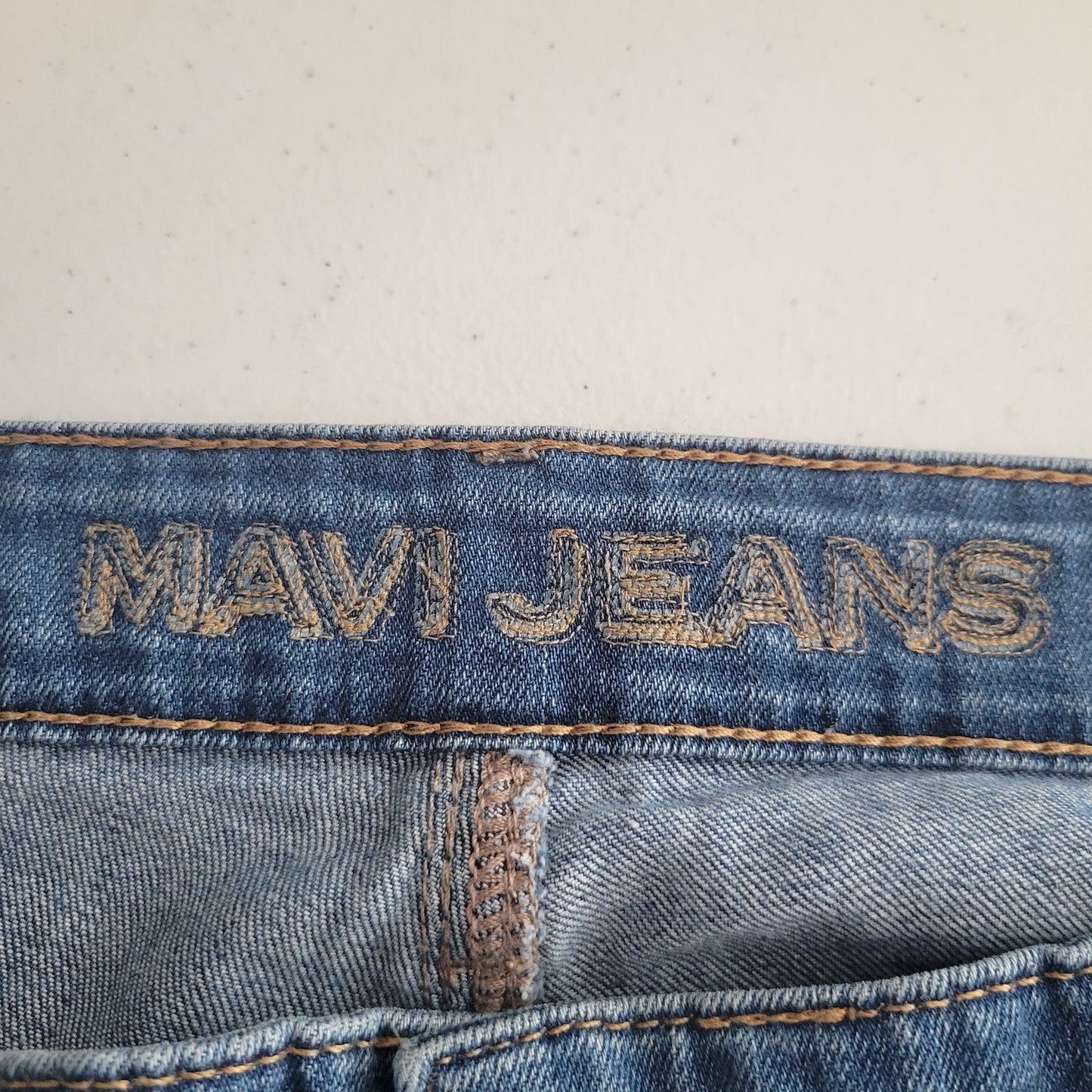 Mavi Jeans Womens Sz 18 Zach Straight Leg Medium Wash Blue