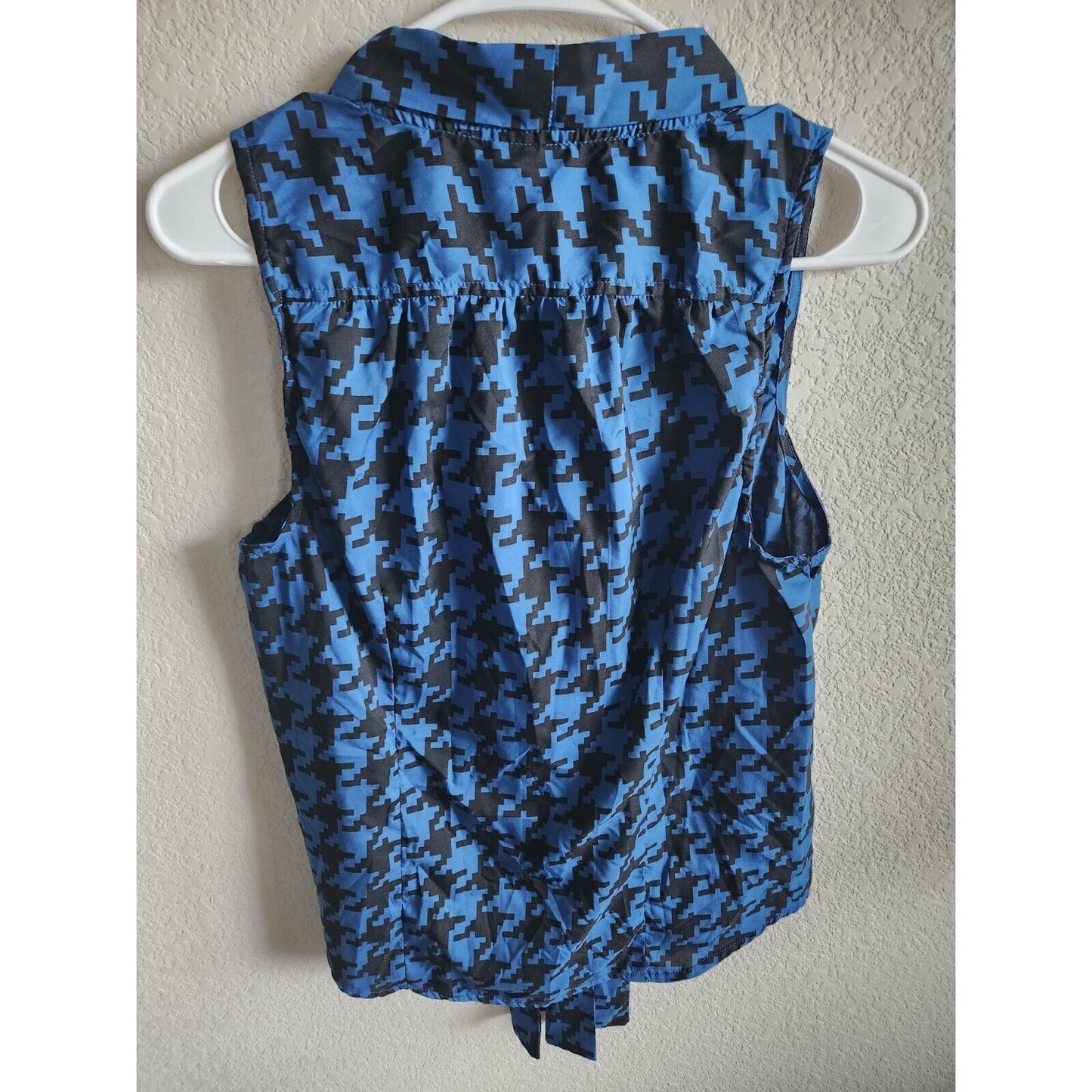 Kontagious Womens Sz L Sleeveless Blouse Blue Black Houndstooth Bow Front