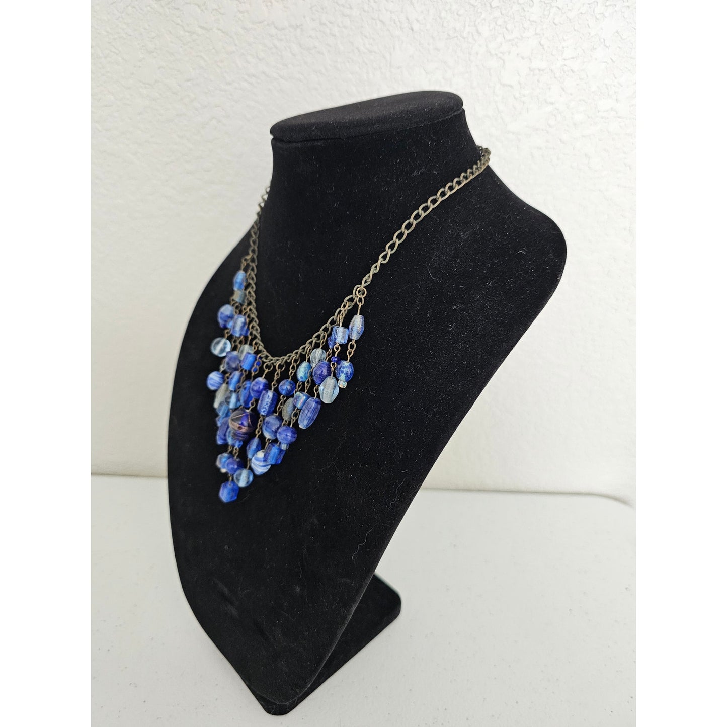 Vintage Y2K Bib Style Blue Glass Beaded Necklace Formal Chain