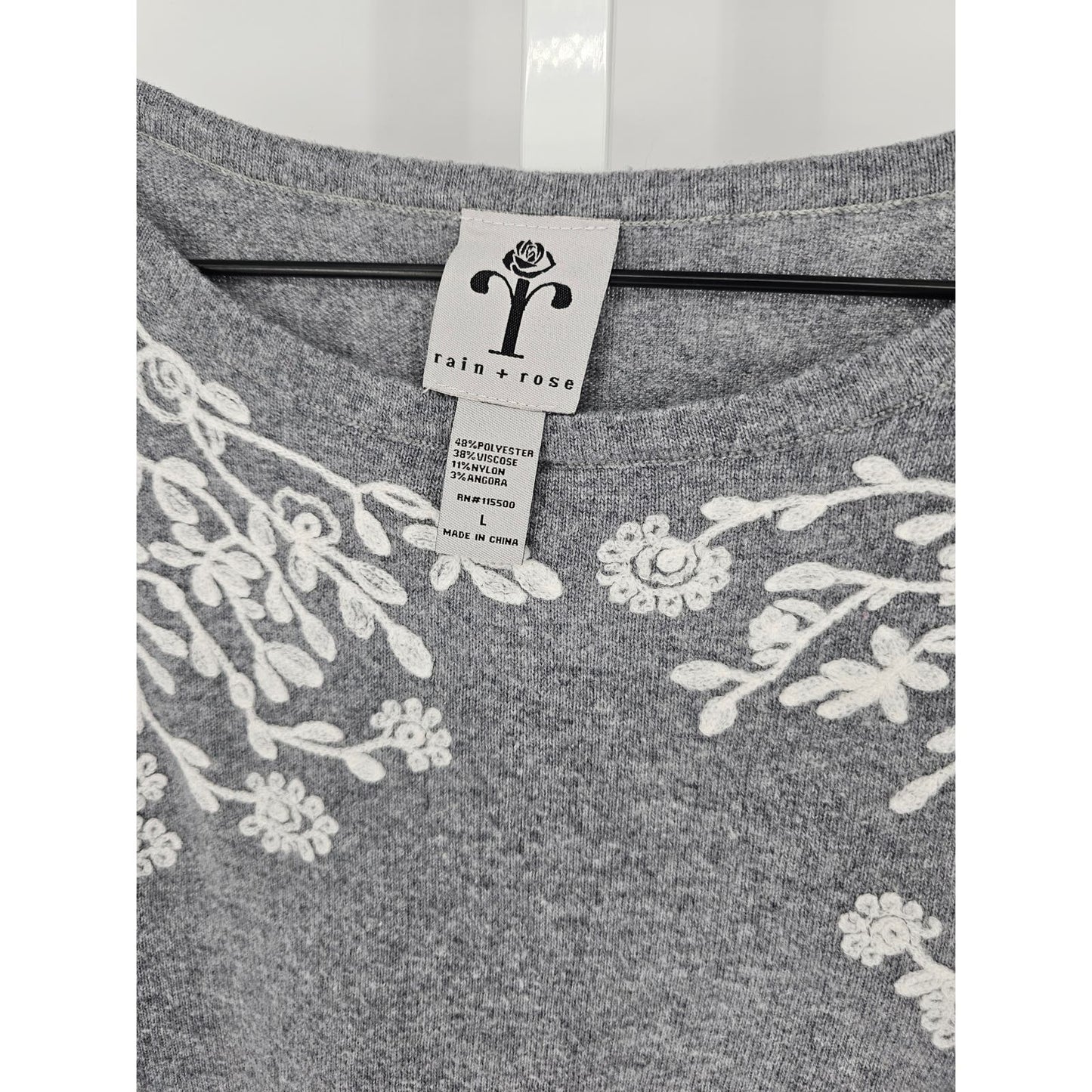 Rain + Rose Womens Sz L Lightweight Crewneck Sweater Gray White Embroidered