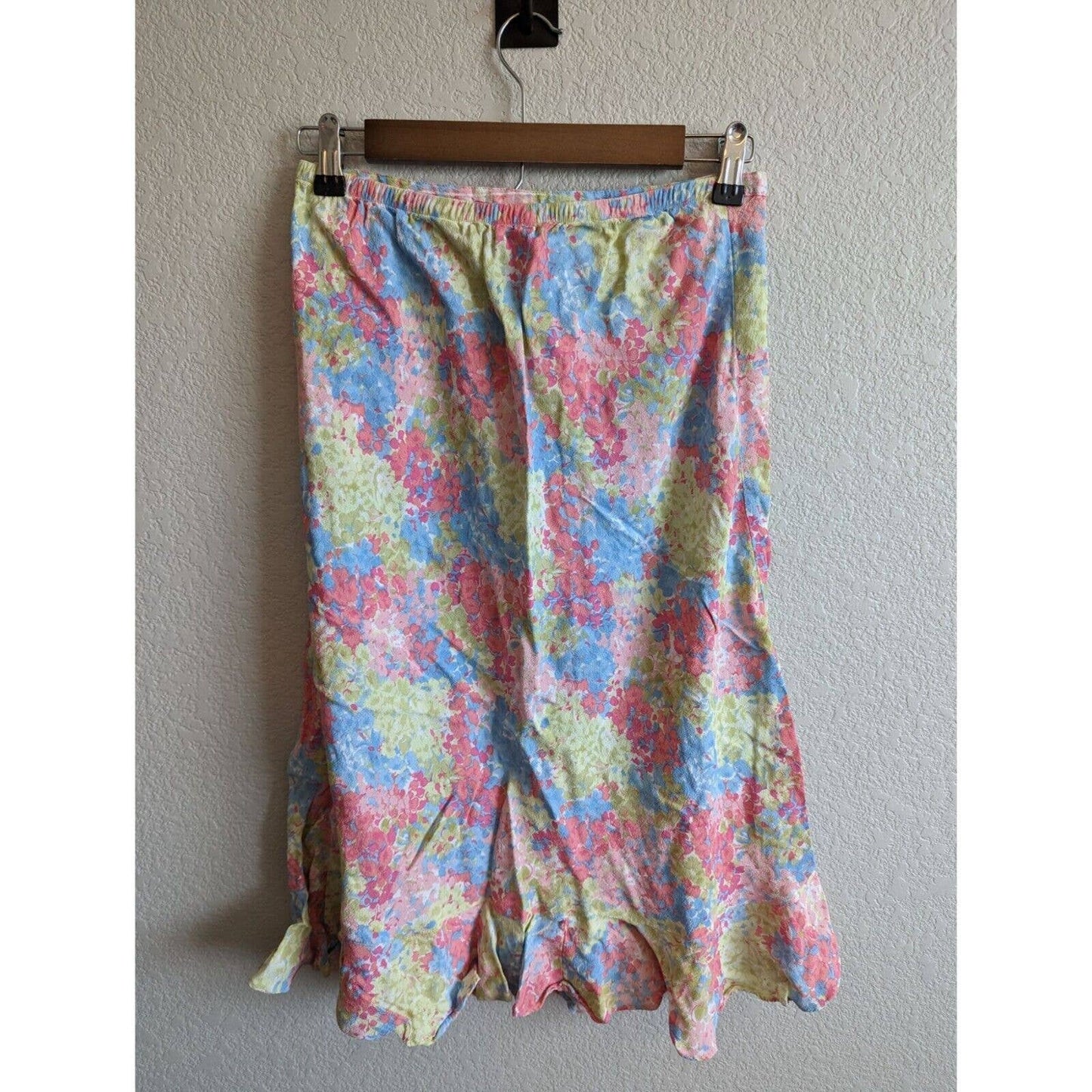 Casual Studio Womens Sz M Knee Length Skirt Pastel Pink Blue Yellow