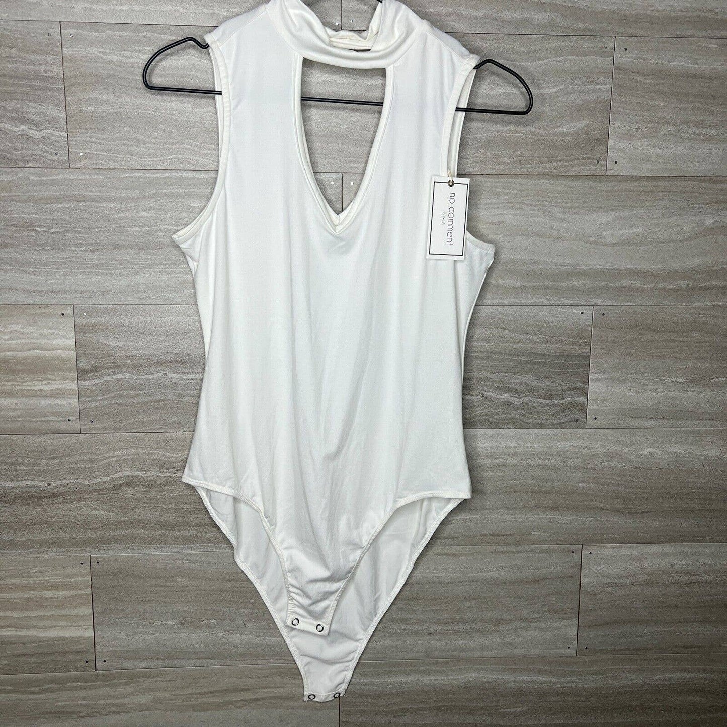 No Comment Womens Sz L Ivory Bodysuit Blouse Snap Front NEW