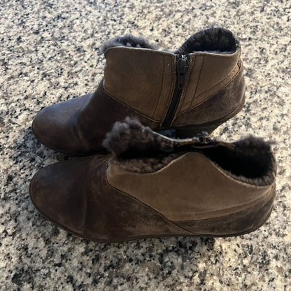 Camper Womens Sz 7 Brown Leather Ankle Boots Booties Sherpa Lined