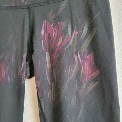 Lululemon Womens Sz 4 Black Floral Wunder Under Crop Leggings