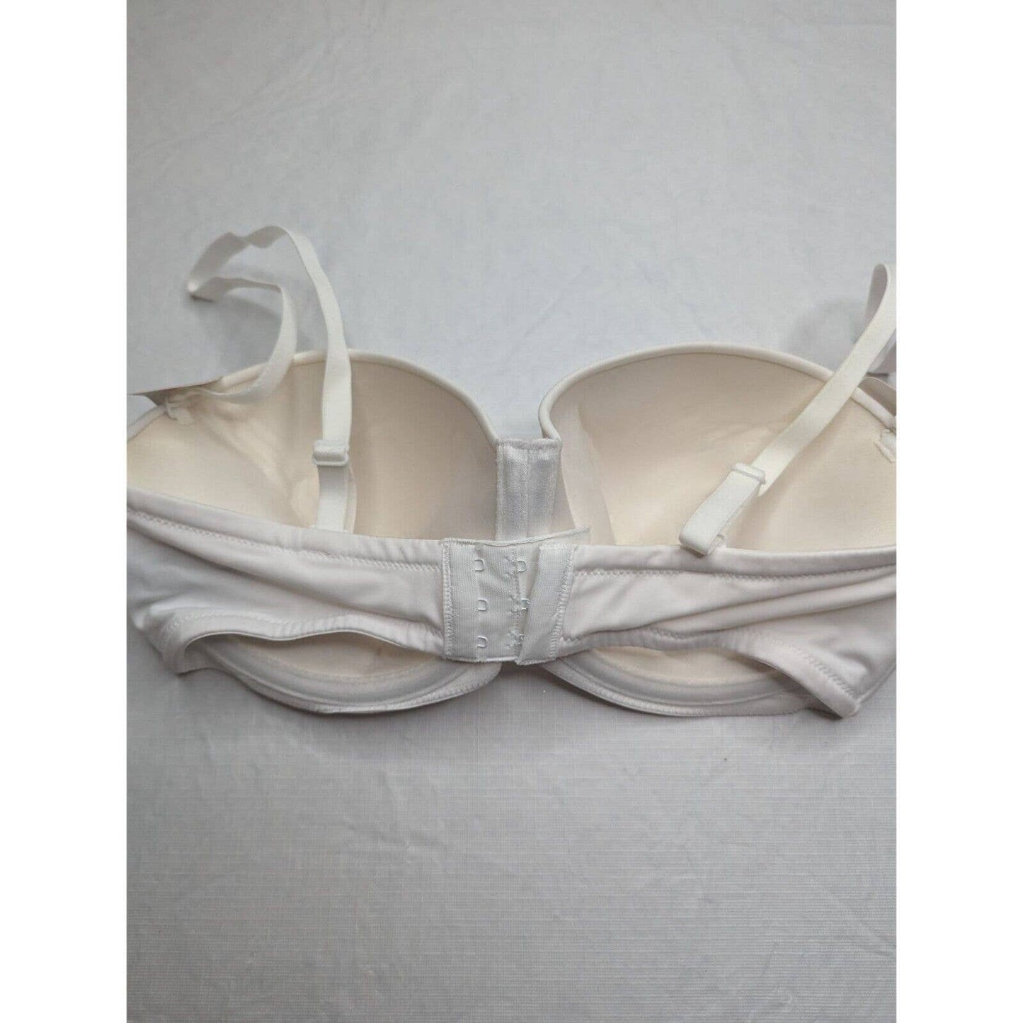 Hanes Womens Sz 36D White Convertible Strap T Shirt Bra NEW