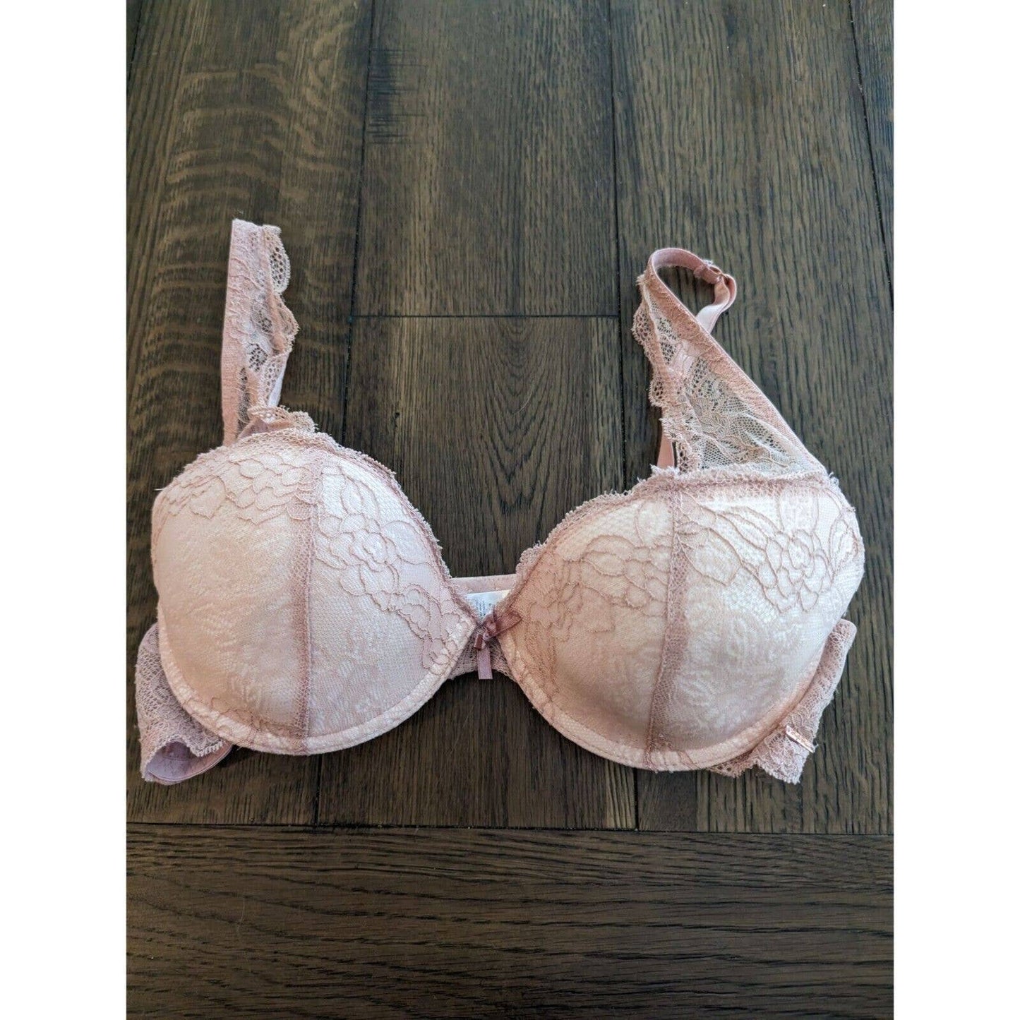 Marilyn Monroe Womens Sz 36C Light Pink Sexy T Shirt Bra Lace