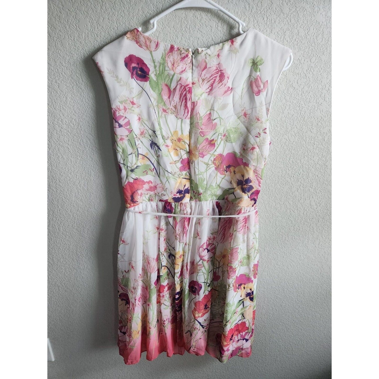 Sandra Darren Womens Sz 10 Knee Length Sundress Sleeveless Belted Pink White Flo
