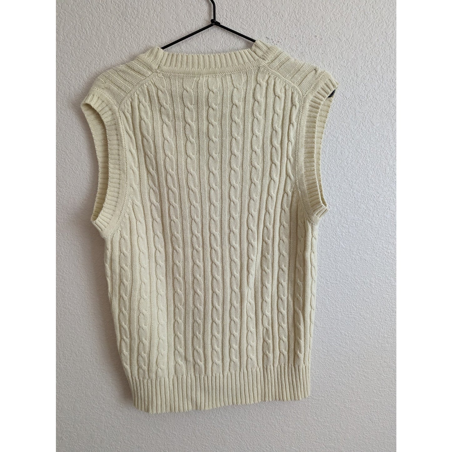 Vintage 1970s Rimlon Womens Button Front Cardigan Vest Ivory Cableknit