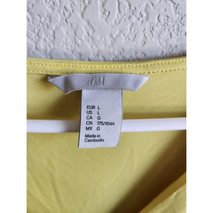 H&M Womens Sz L Light Yellow Wrap Style Dress Knee Length Short Sleeve