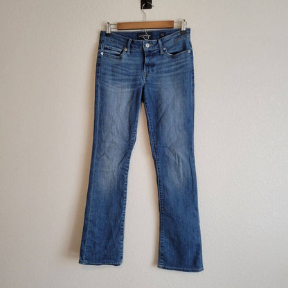 Lucky Brand Jeans azules con corte de bota clásico para mujer, talla 2, lavado medio