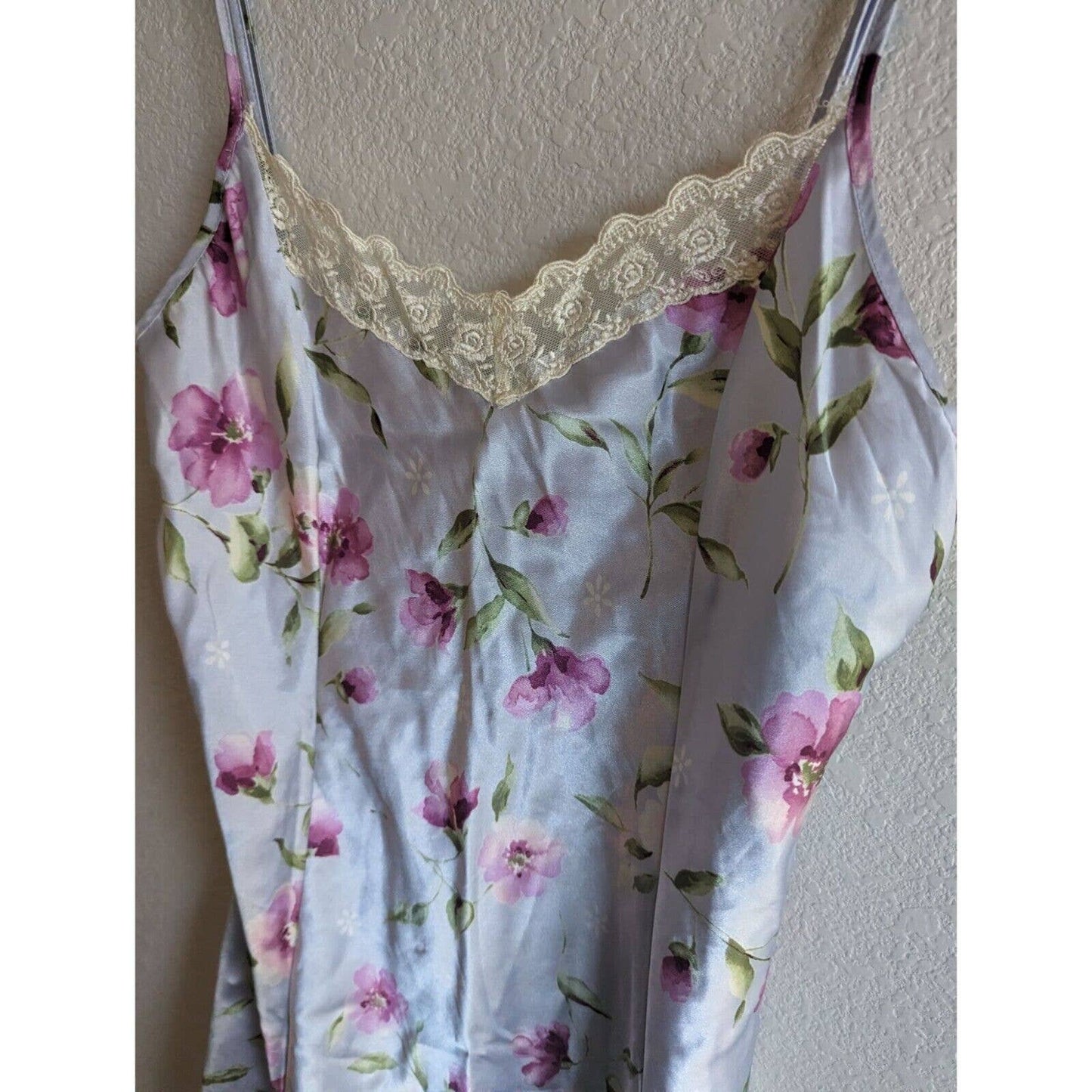 Vintage 1990s Private Luxuries Sz M Light Purple Satin Nightgown Floral